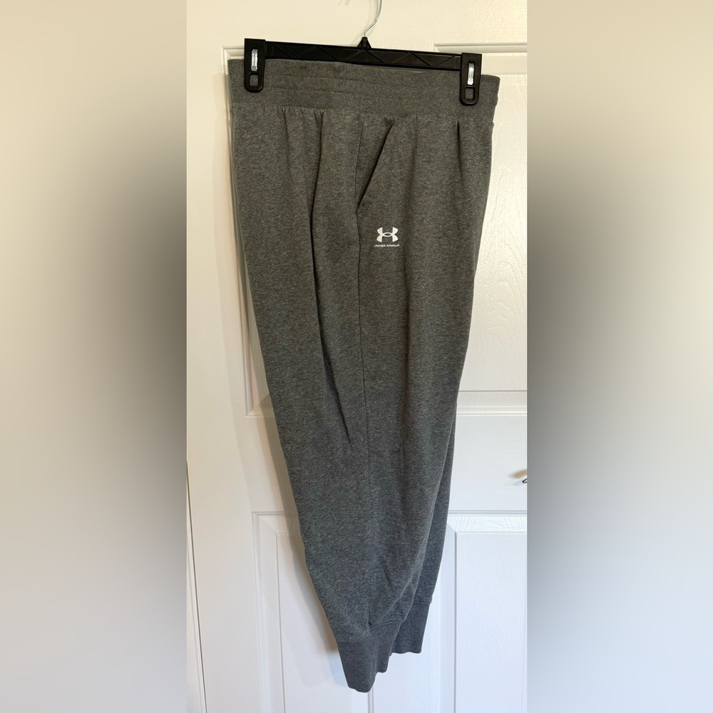 Under Armor New without tags, 3x Under Armour joggers from kohls.